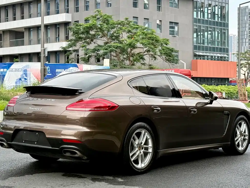 Porsche Panamera 2014 — фото 8