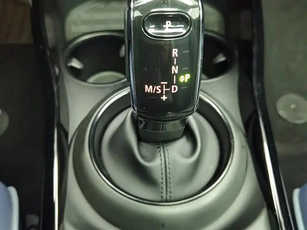 MINI Clubman 2021 — фото 13