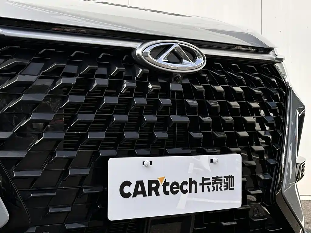 Chery Tiggo 8 PRO New Energy 2025 — фото 14