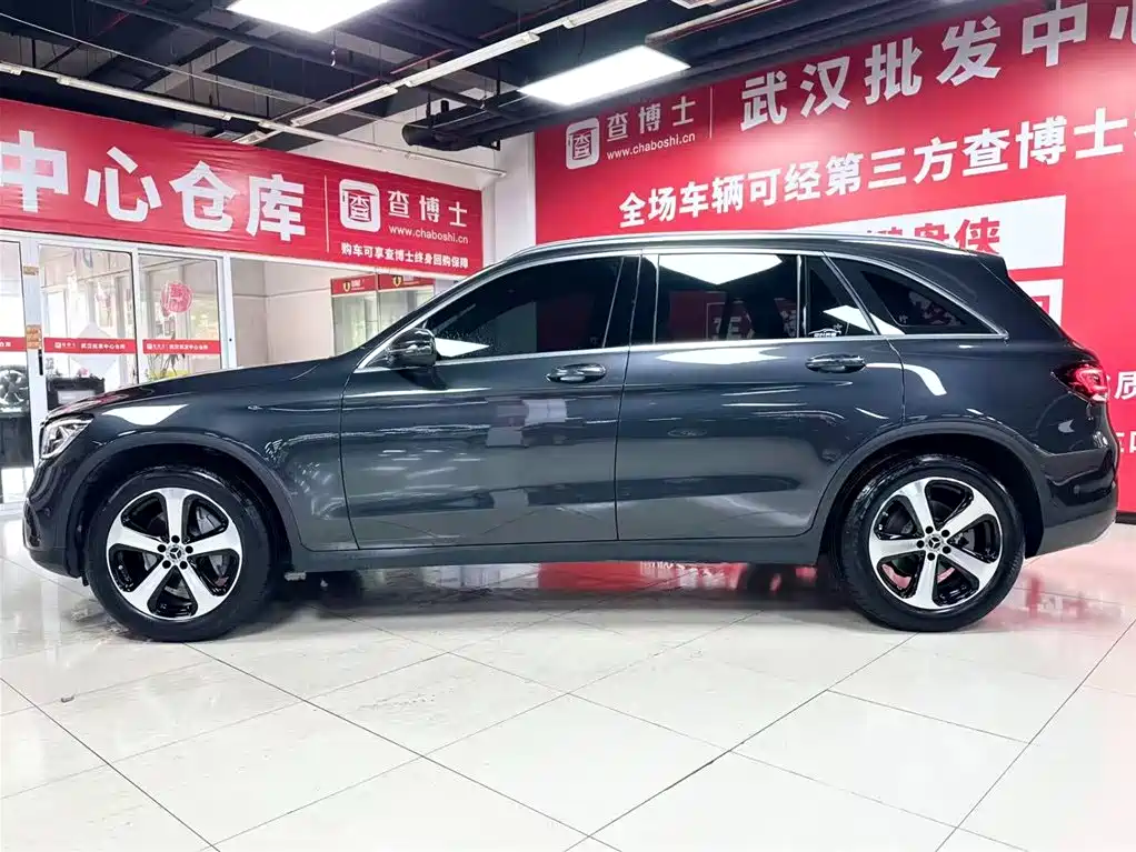 Mercedes-Benz GLC 2023