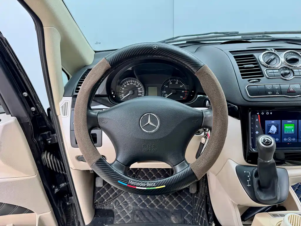 Mercedes-Benz Vito 2016 — фото 13