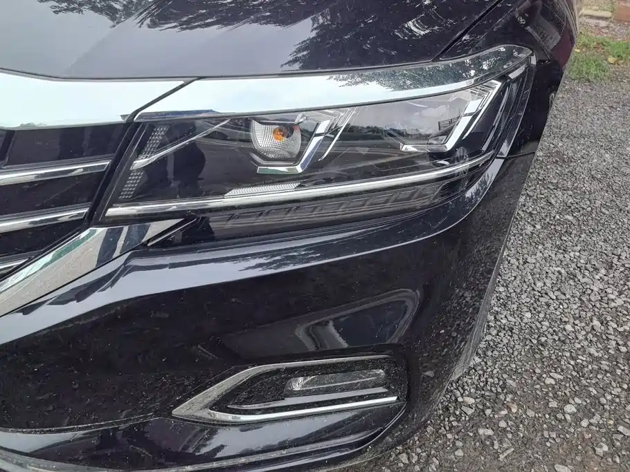 Volkswagen Passat 2021
