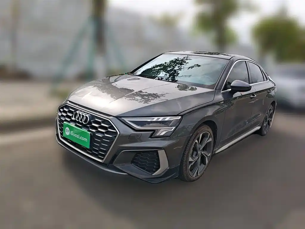 Audi A3 2022 — фото 1