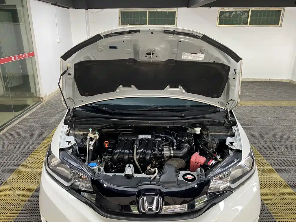 Honda Fit 2016 — фото 9