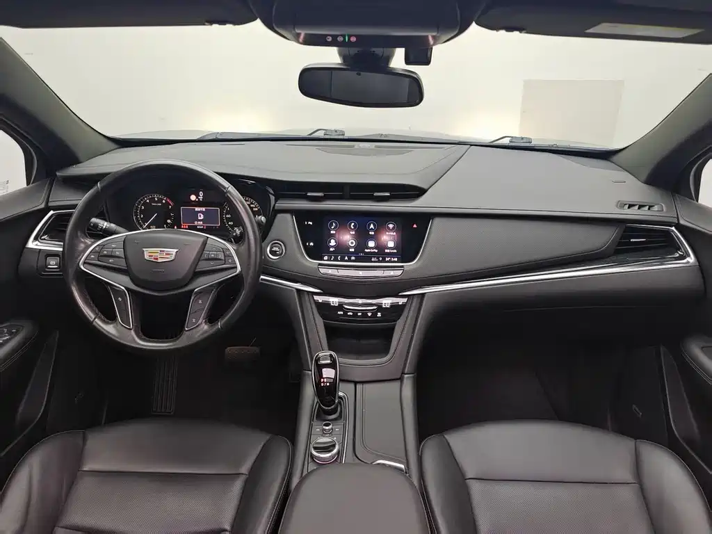 Cadillac XT5 2020 — фото 15