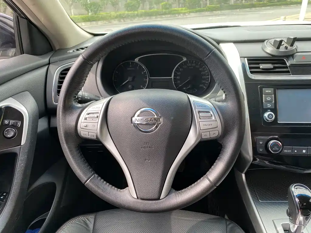 Nissan Teana 2017 — фото 13