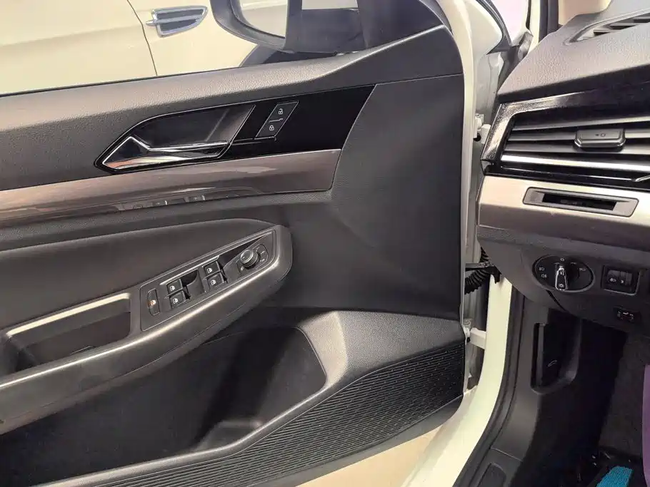 Volkswagen Bora 2021