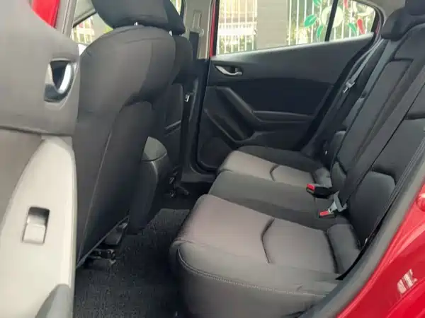 Mazda 3 Axela 2019