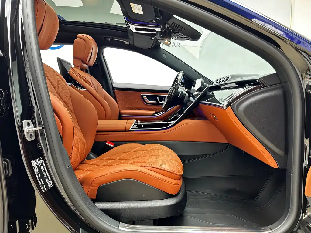 Mercedes-Benz Maybach S-Class 2023 — фото 18