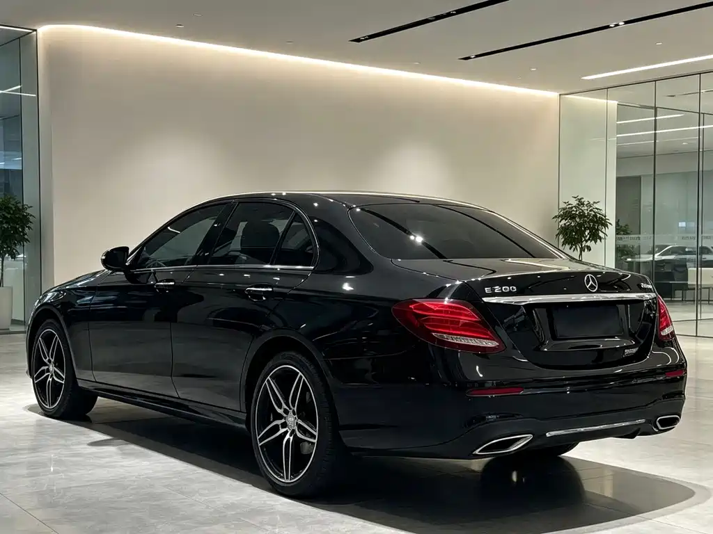 Mercedes-Benz E-Class 2017 — фото 4
