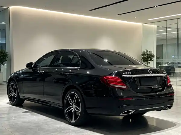 Mercedes-Benz E-Class 2017