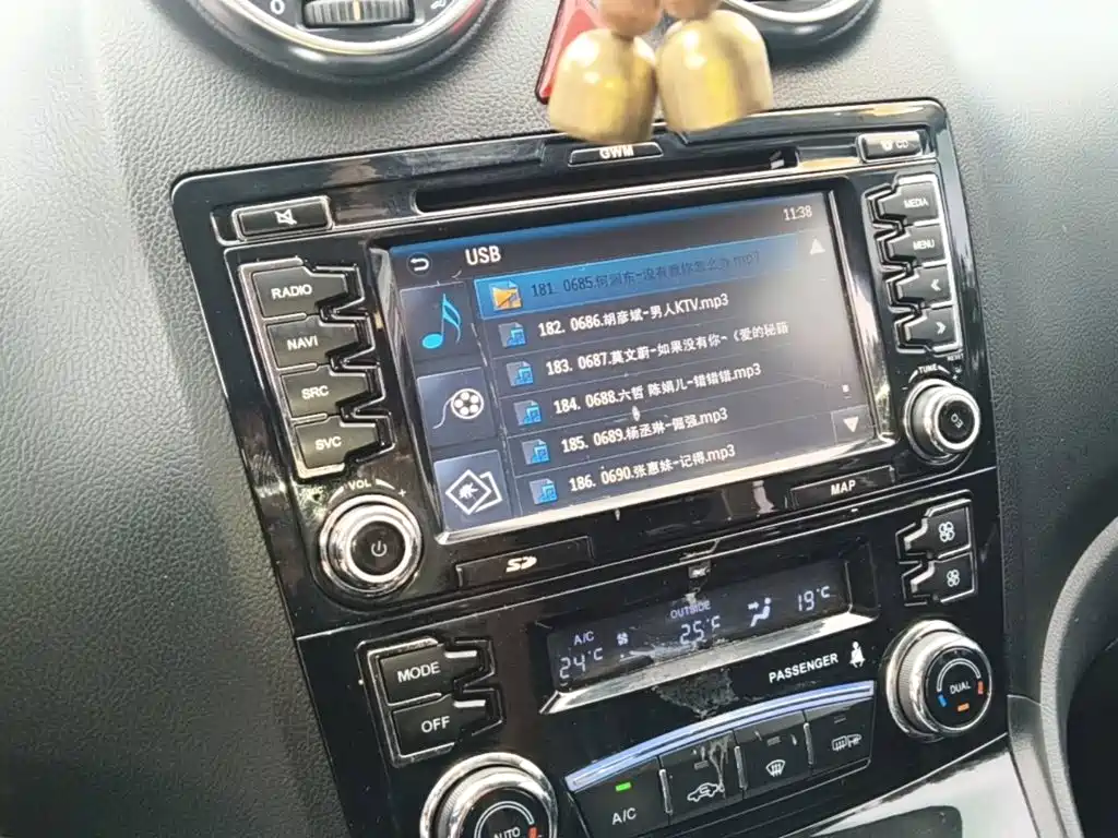 Haval H6 2015 — фото 13