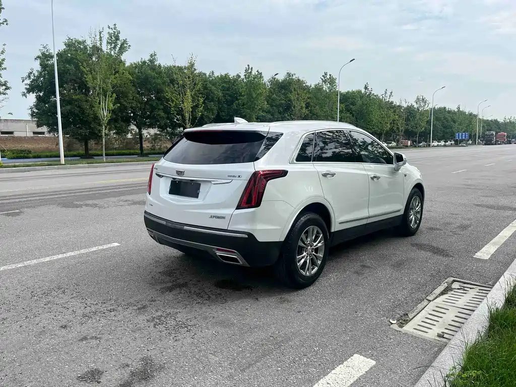 Cadillac XT5 2020 — фото 20