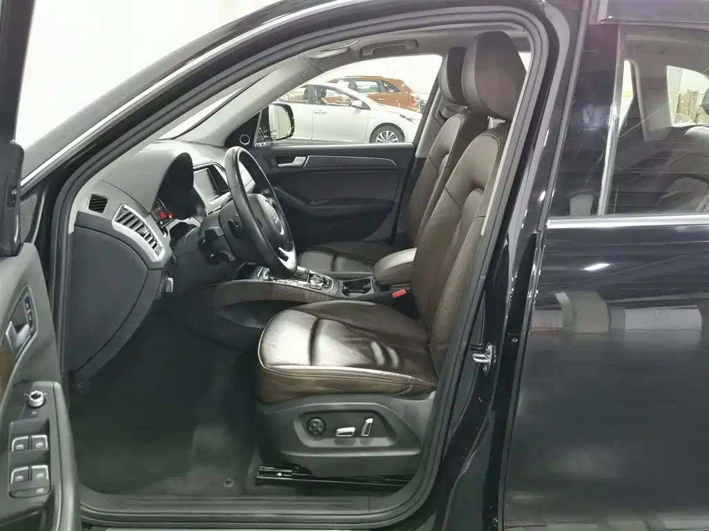 Audi Q5 2015 — фото 10