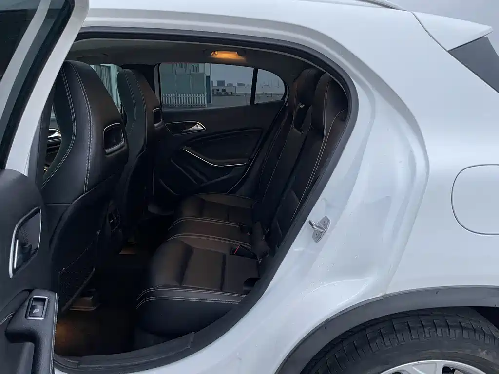 Mercedes-Benz GLA 2019 — фото 9