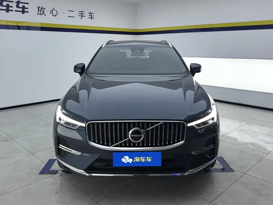 Volvo XC60 2024 — фото 2