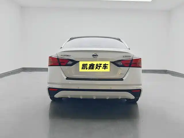 Nissan Teana 2021