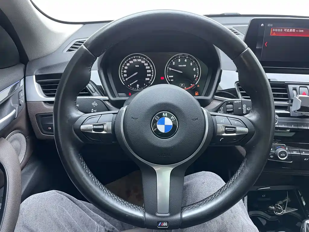 BMW X1 2023 — фото 8
