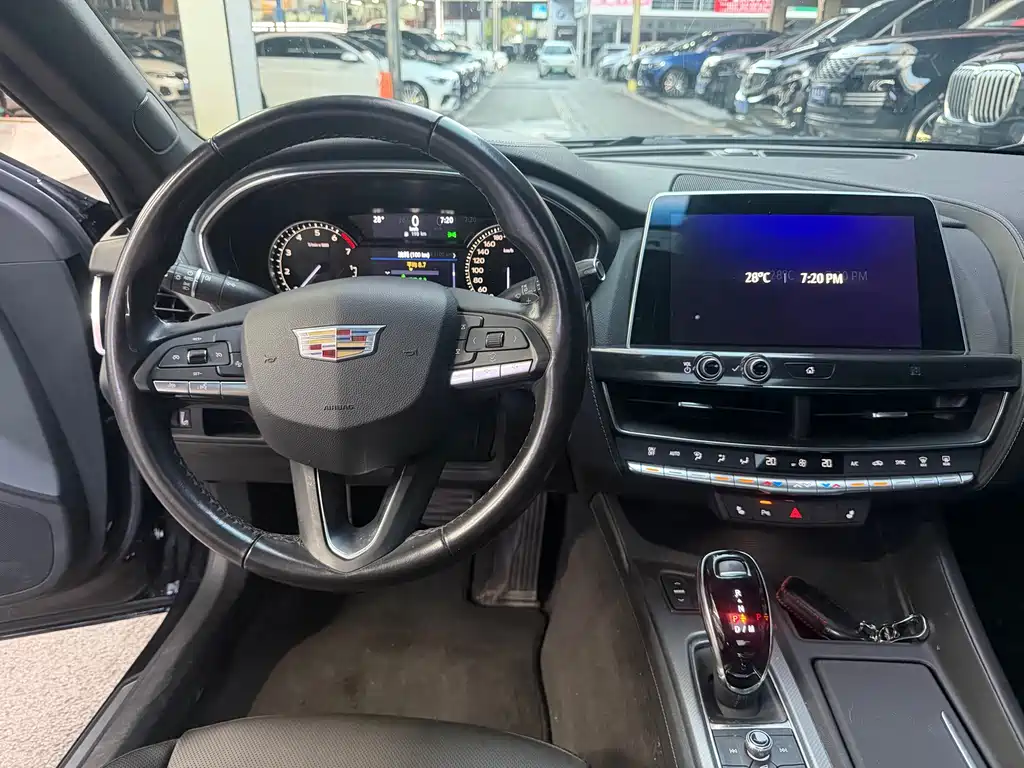 Cadillac CT5 2021 — фото 15
