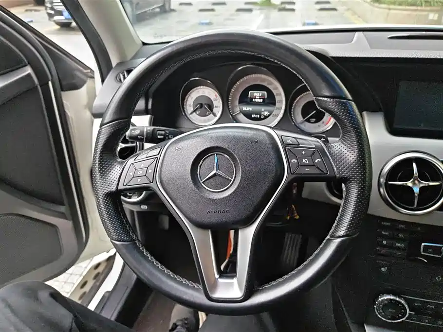 Mercedes-Benz GLK-Class 2014 — фото 15