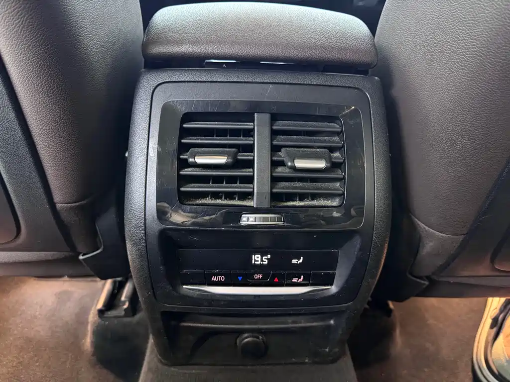 BMW X3 2018 — фото 13