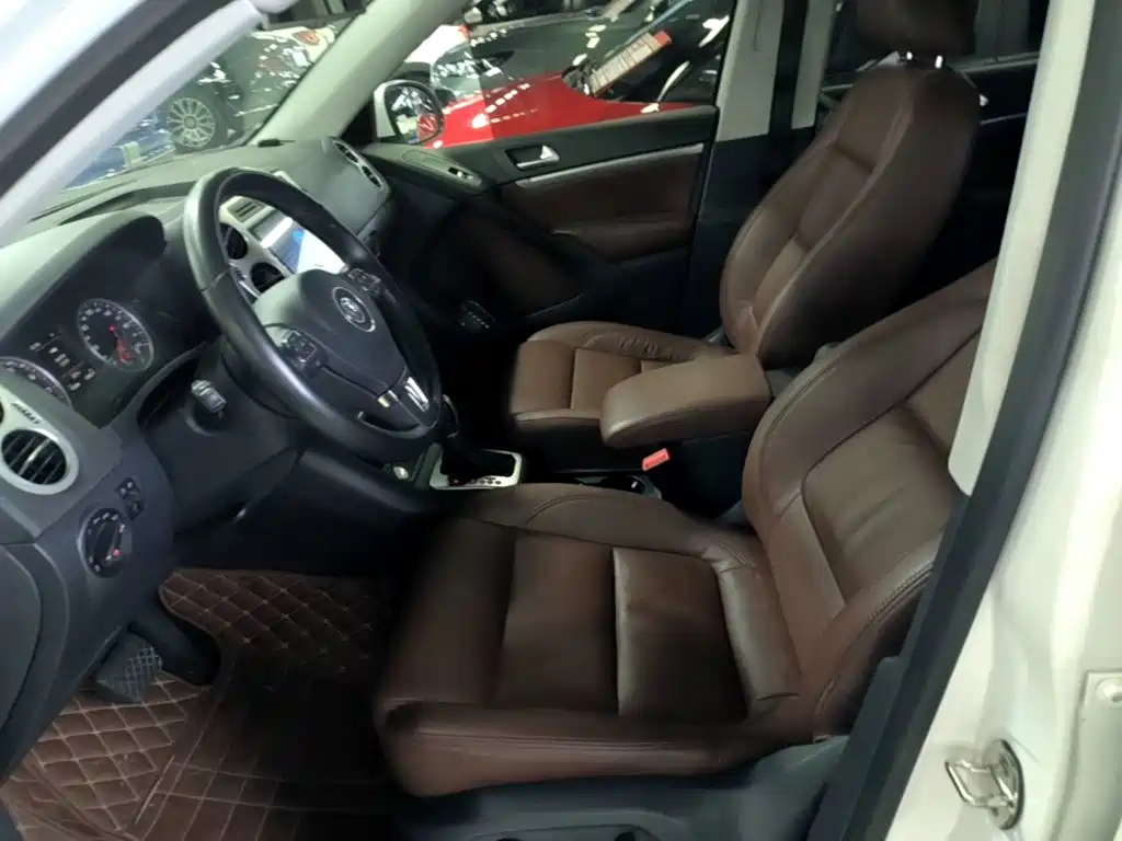 Volkswagen Tiguan 2015 — фото 15