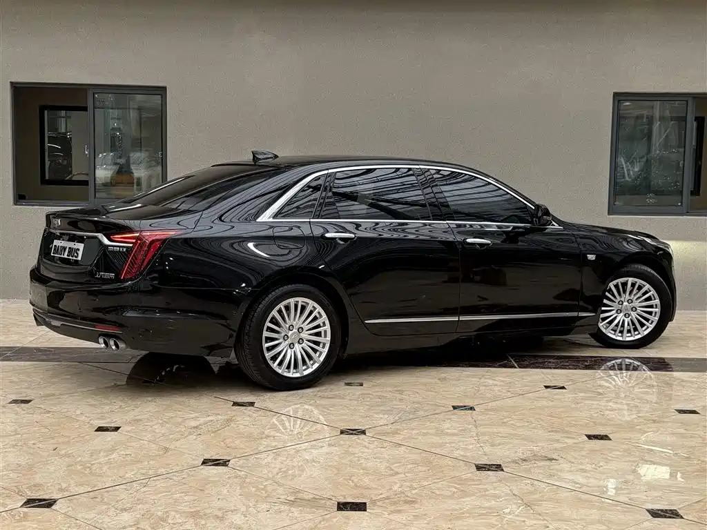 Cadillac CT6 2023 — фото 15