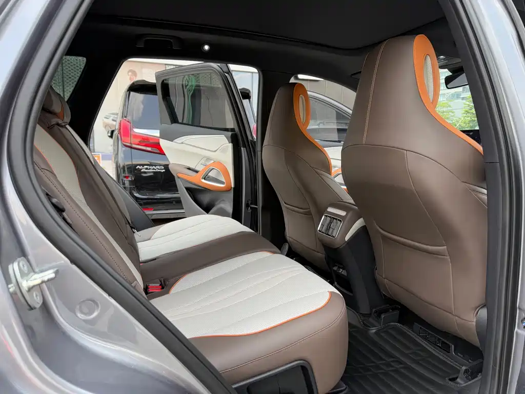 BYD Song Pro New Energy 2023 — фото 10