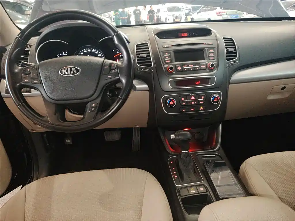 Kia Sorento 2014 — фото 6