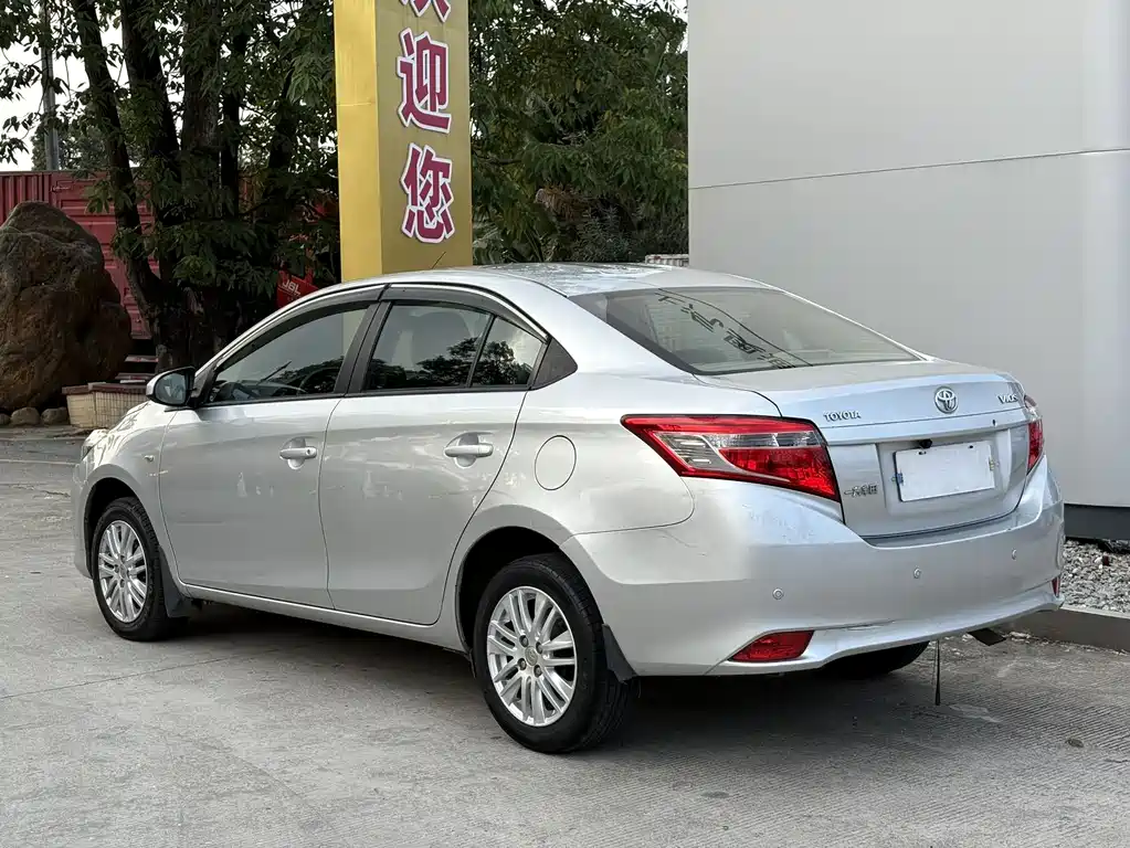 Toyota Vios 2014 — фото 12