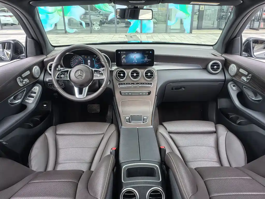 Mercedes-Benz GLC 2021 — фото 17