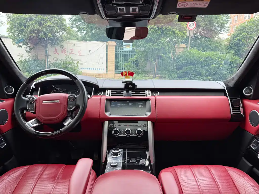 Land Rover Range Rover 2019 — фото 13