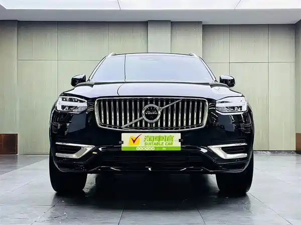 Volvo XC90 Plug-In Hybrid 2022
