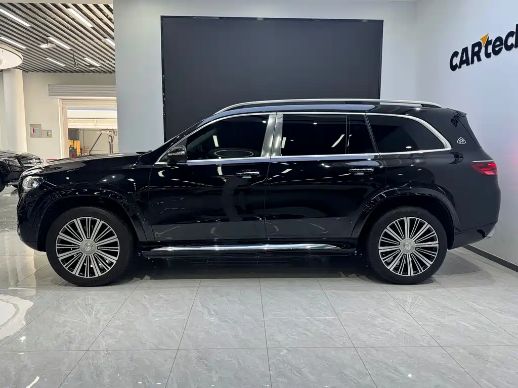 Mercedes-Benz Maybach GLS 2024 — фото 4