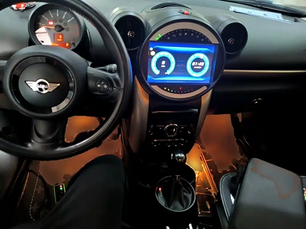 MINI Countryman 2015 — фото 10
