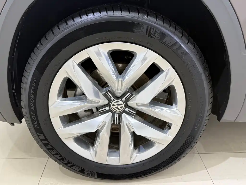 Volkswagen Teramont 2017 — фото 18