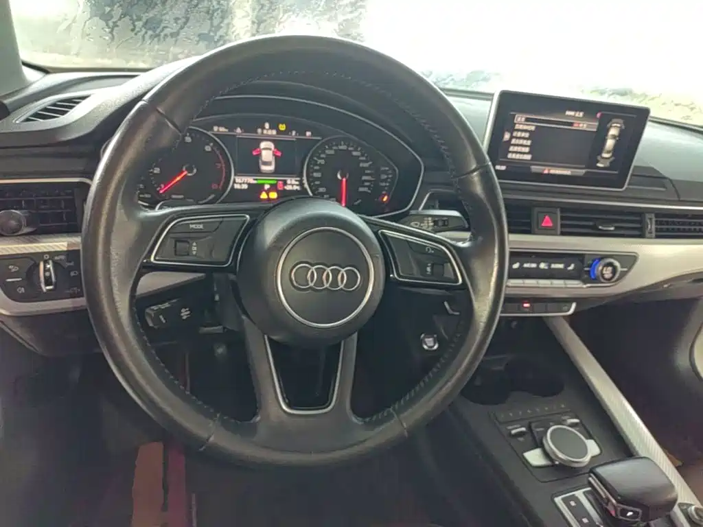 Audi A4L 2017 — фото 11