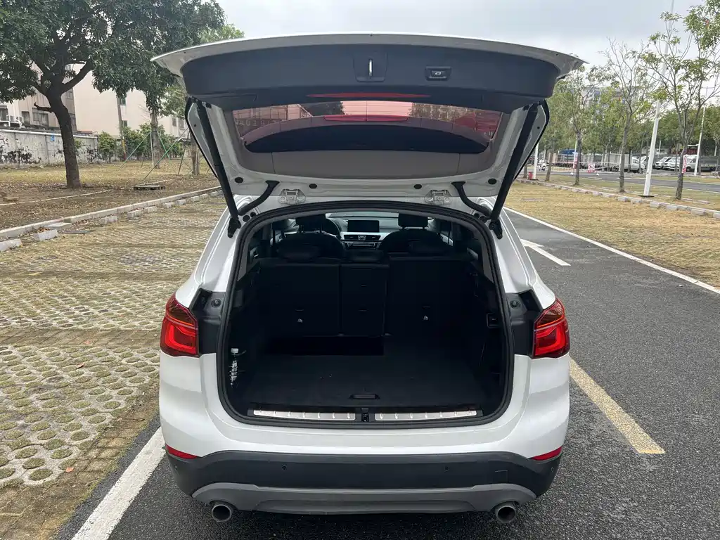 BMW X1 2018 — фото 20