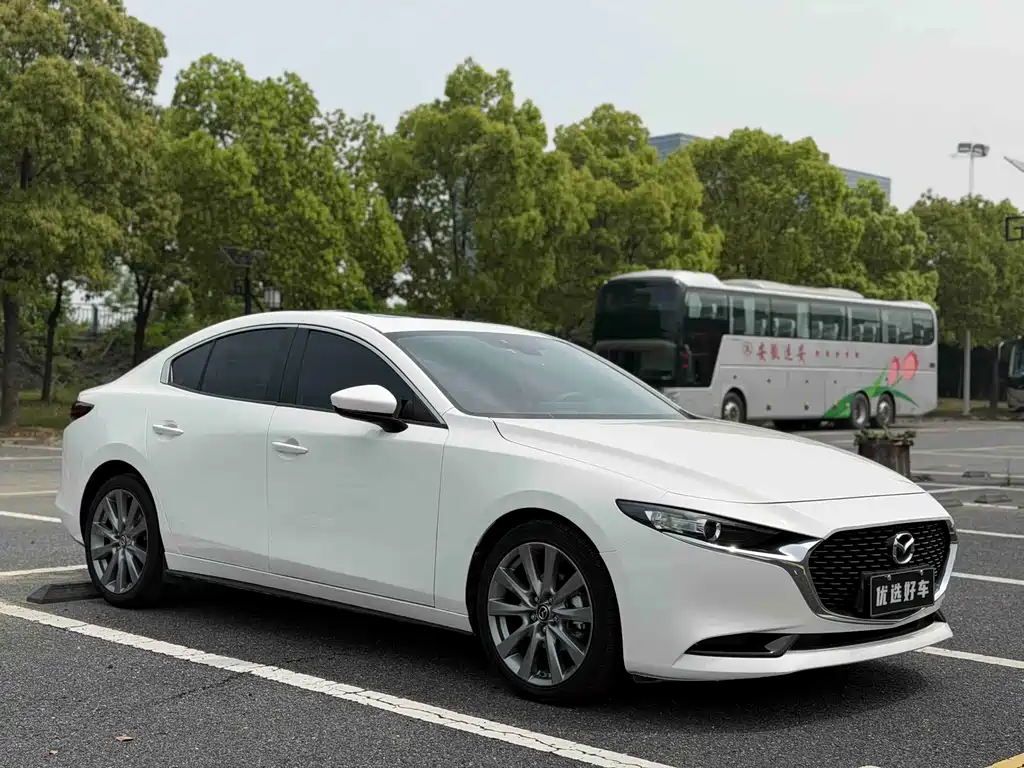 Mazda 3 Angkesela 2020