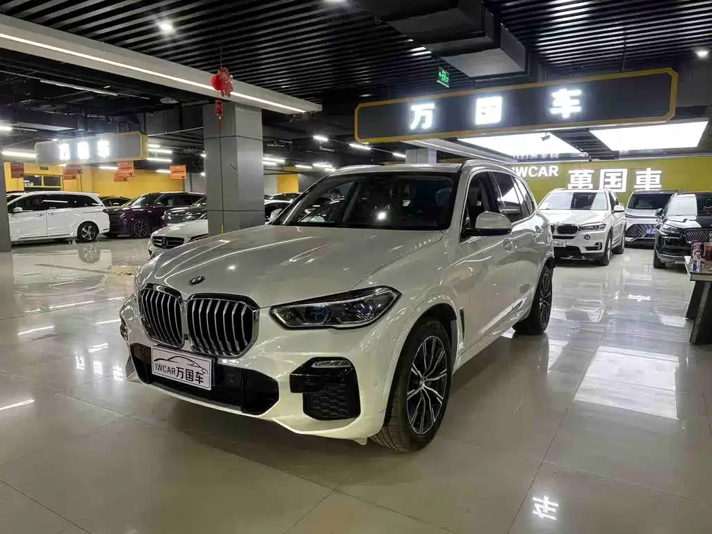 BMW X5 2020 — фото 1