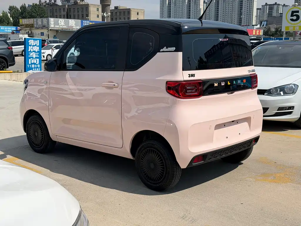 Wuling MINIEV 2023