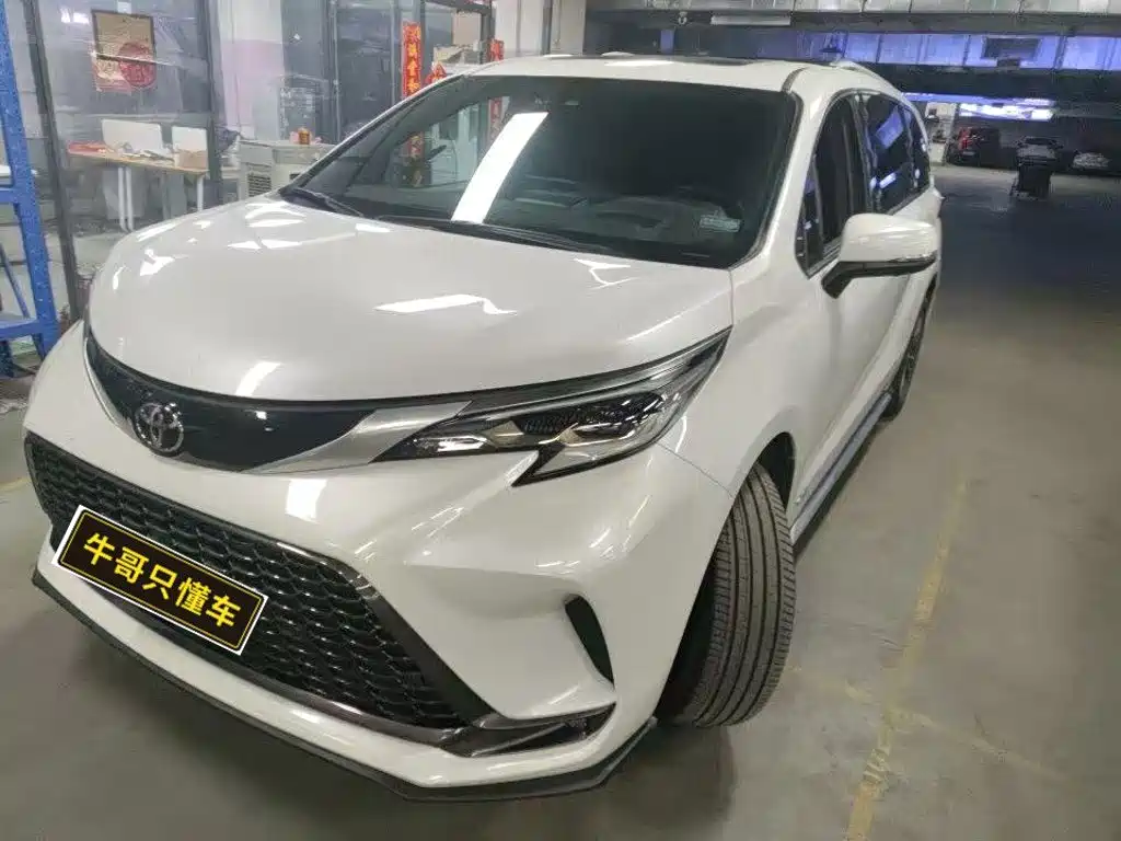 Toyota Granvia 2025