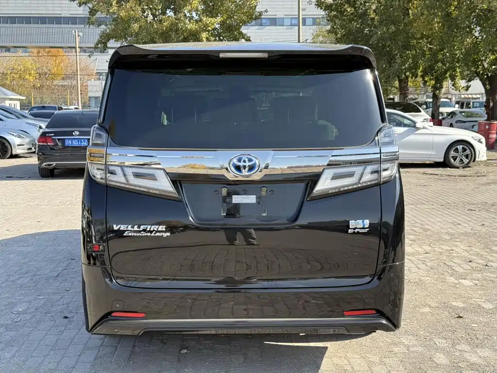 Toyota Vellfire 2020 — фото 22