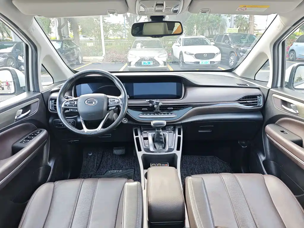 GAC Motor Trumpchi M6 2019 — фото 19