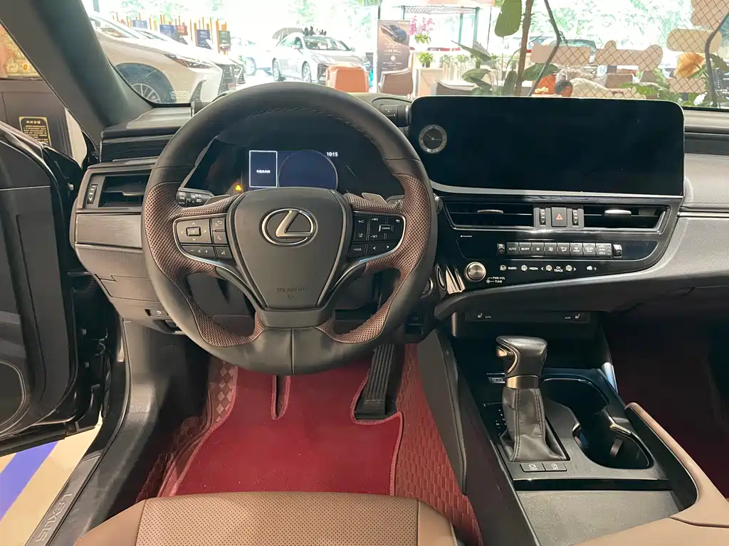 Lexus ES 2023 — фото 14
