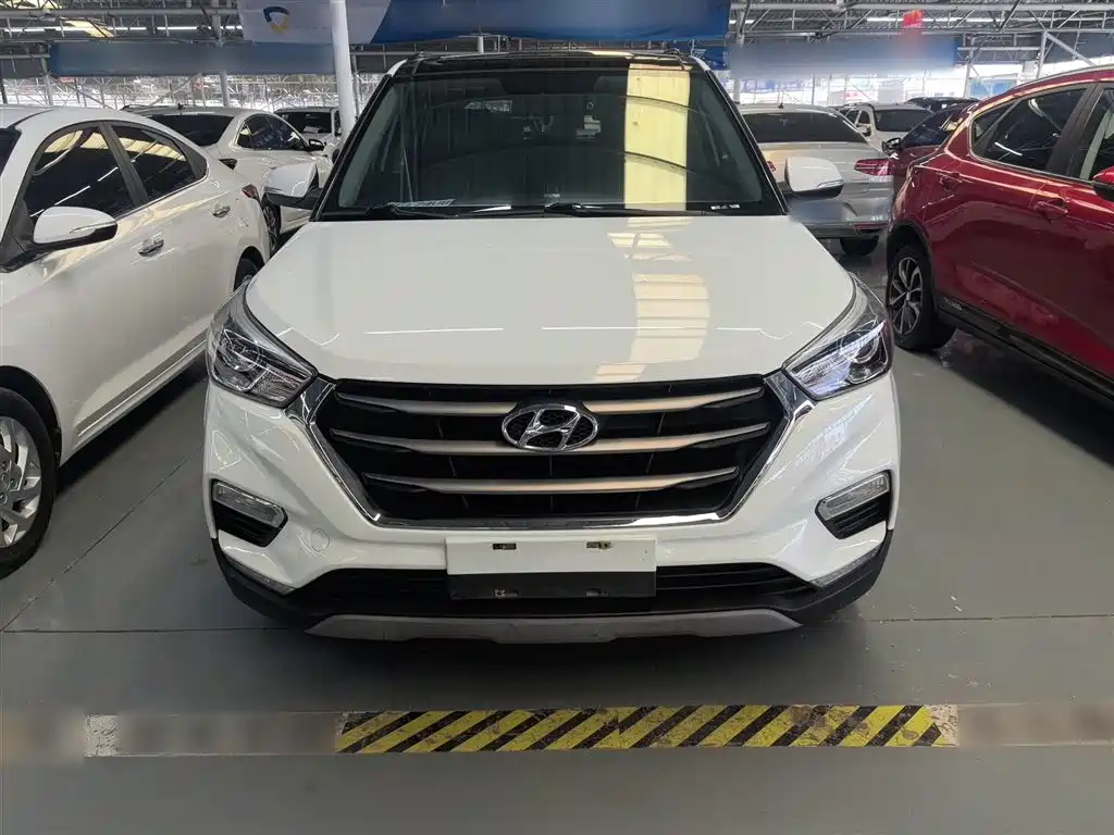 Hyundai ix25 2019 — фото 10