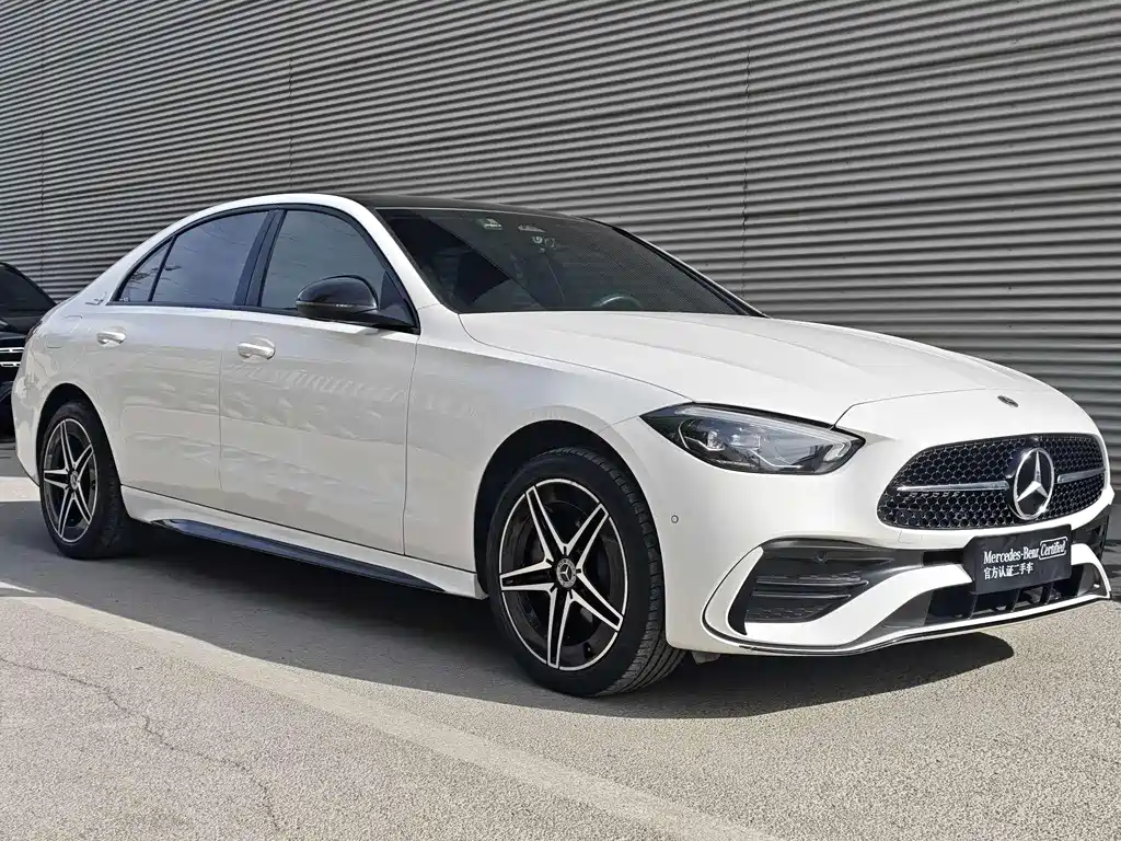 Mercedes-Benz C-Class 2024 — фото 12