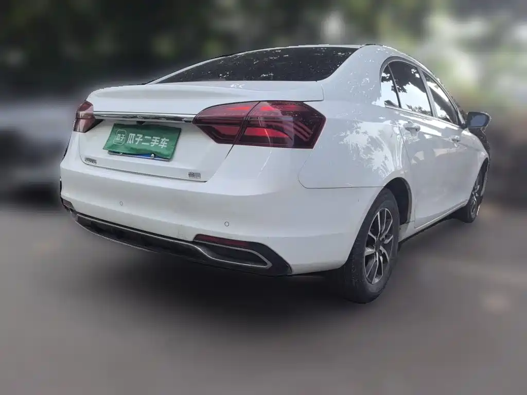 Geely Emgrand 2019