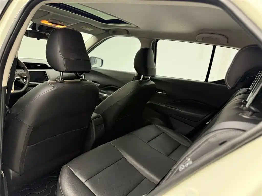 Nissan Kicks 2023 — фото 20