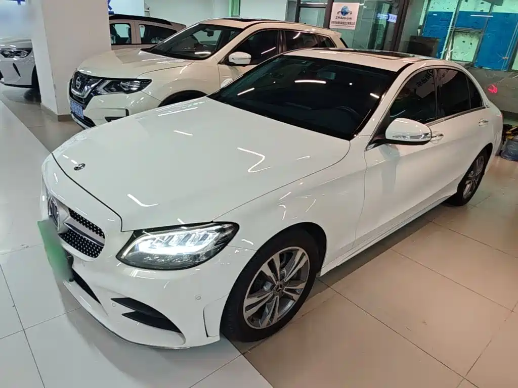 Mercedes-Benz C-Class 2019